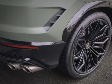 Lamborghini Urus - SE 4.0 V8 Hybrid