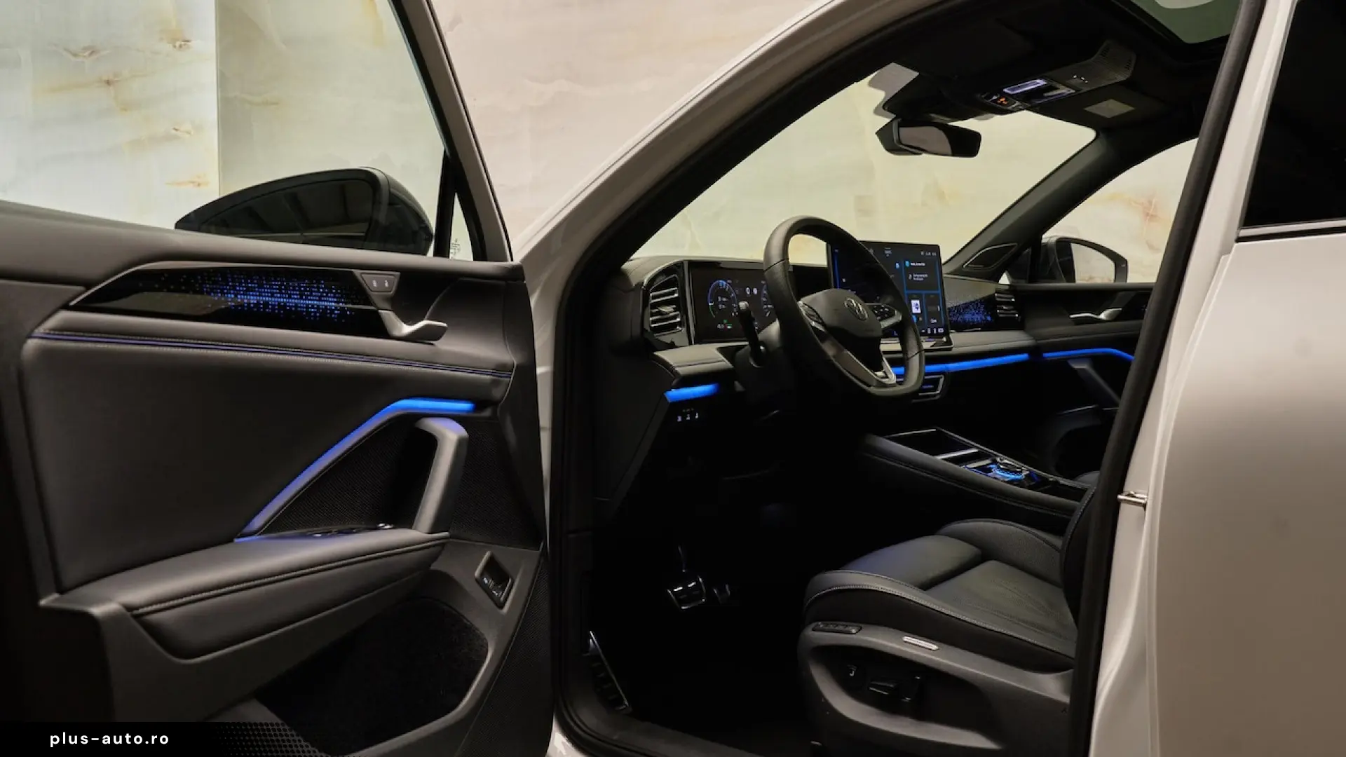 Volkswagen Tiguan - 1.5 eHybrid R-Line