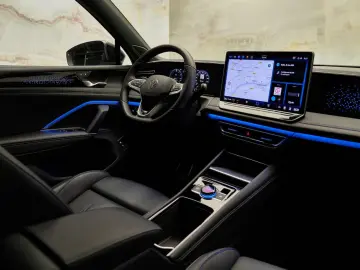 Volkswagen Tiguan - 1.5 eHybrid R-Line