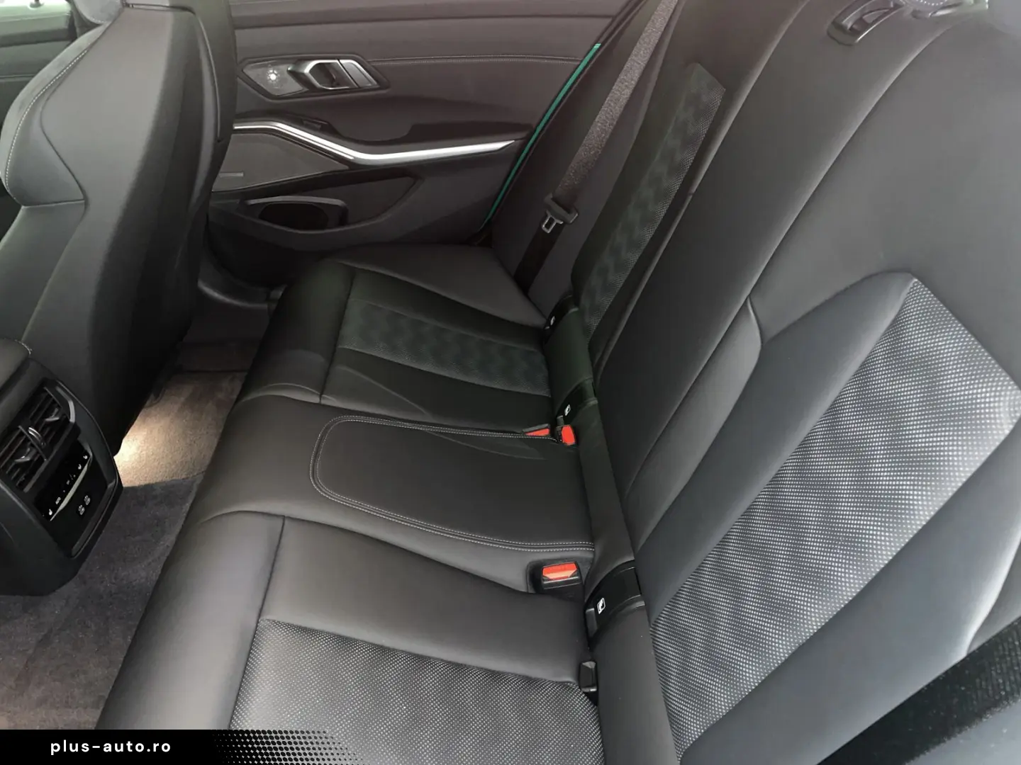 BMW M3 Competition M xDrive Limousine Harman K