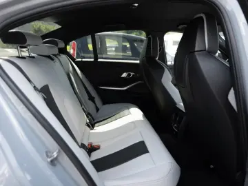 BMW M3 Competition M xDrive LASER LED NAVI H K LEDER