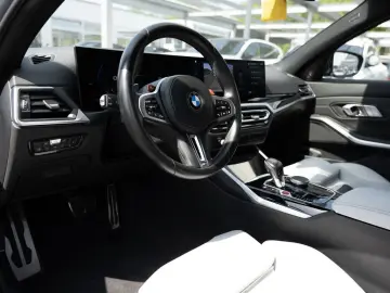 BMW M3 Competition M xDrive LASER LED NAVI H K LEDER