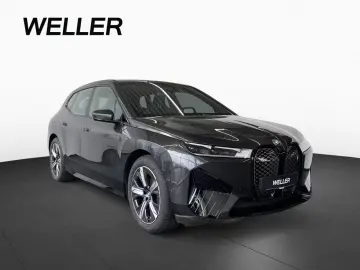 BMW iX xDrive50 Sport LivePro SkyL Kam H K DA
