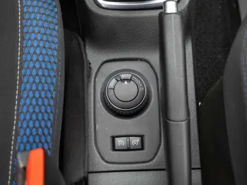 Dacia Duster 1.5d - AWD - SL Blue Line