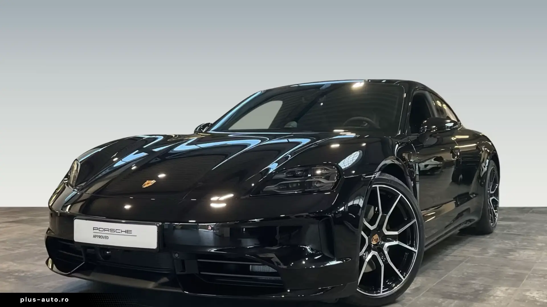 Porsche Taycan 4 Black Edition Surround-View LED