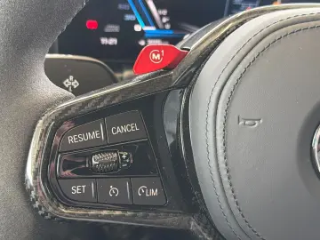 BMW M2 Schalter LED HuD Keyless Harman Kardon Kamera