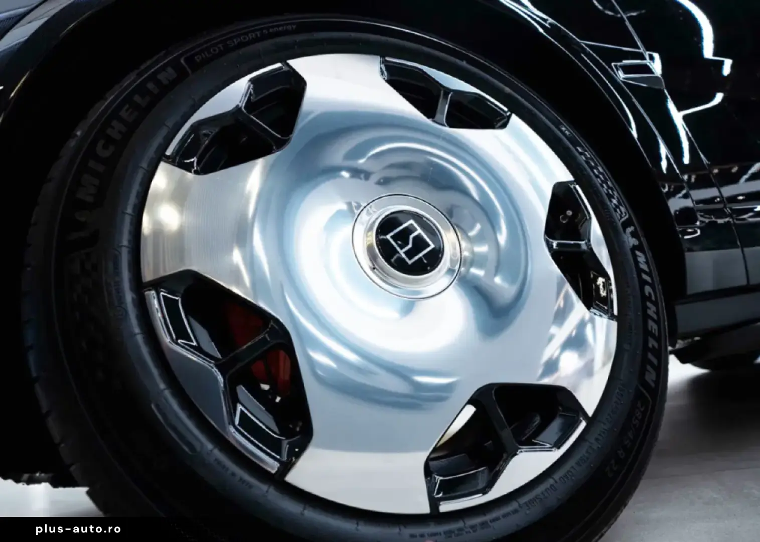 Zeekr 9X Ultra 2.0T 55 kWh (898 CP) Plug-in Hybrid 4WD 2025