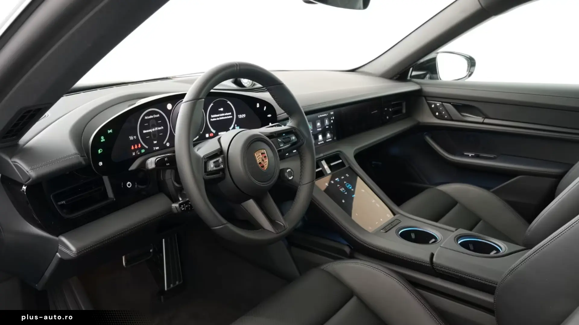 Porsche Taycan 4 Black Edition PANO SportDesign 2