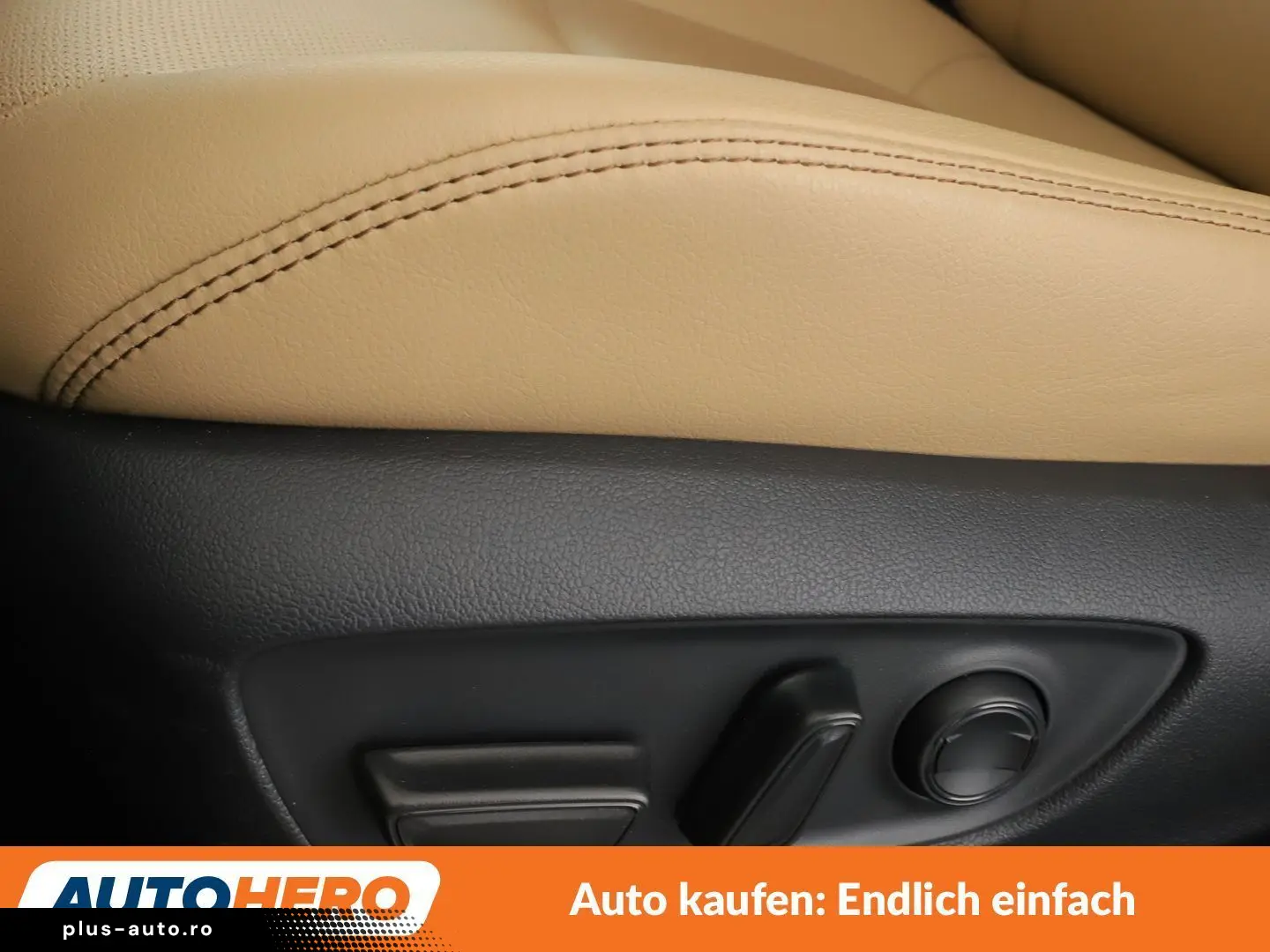 TOYOTA RAV 4 2.5 Hybrid 4x4 Lounge