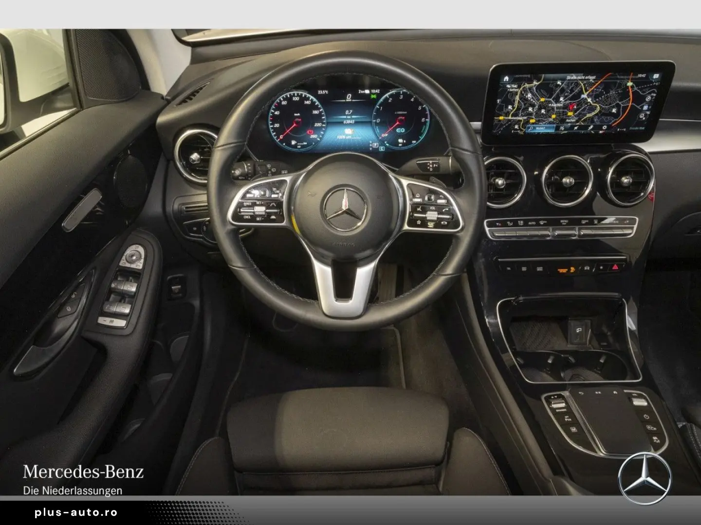 MERCEDES-BENZ GLC 300 de 4M Offroad Dist LED AHK Kam&hellip;