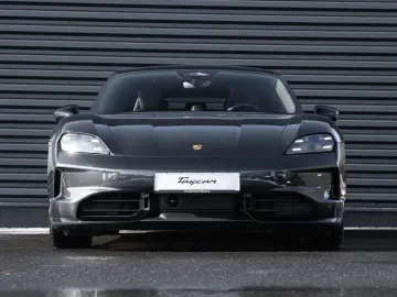 Porsche Taycan 4 Black Edition LED-Matrix Surround