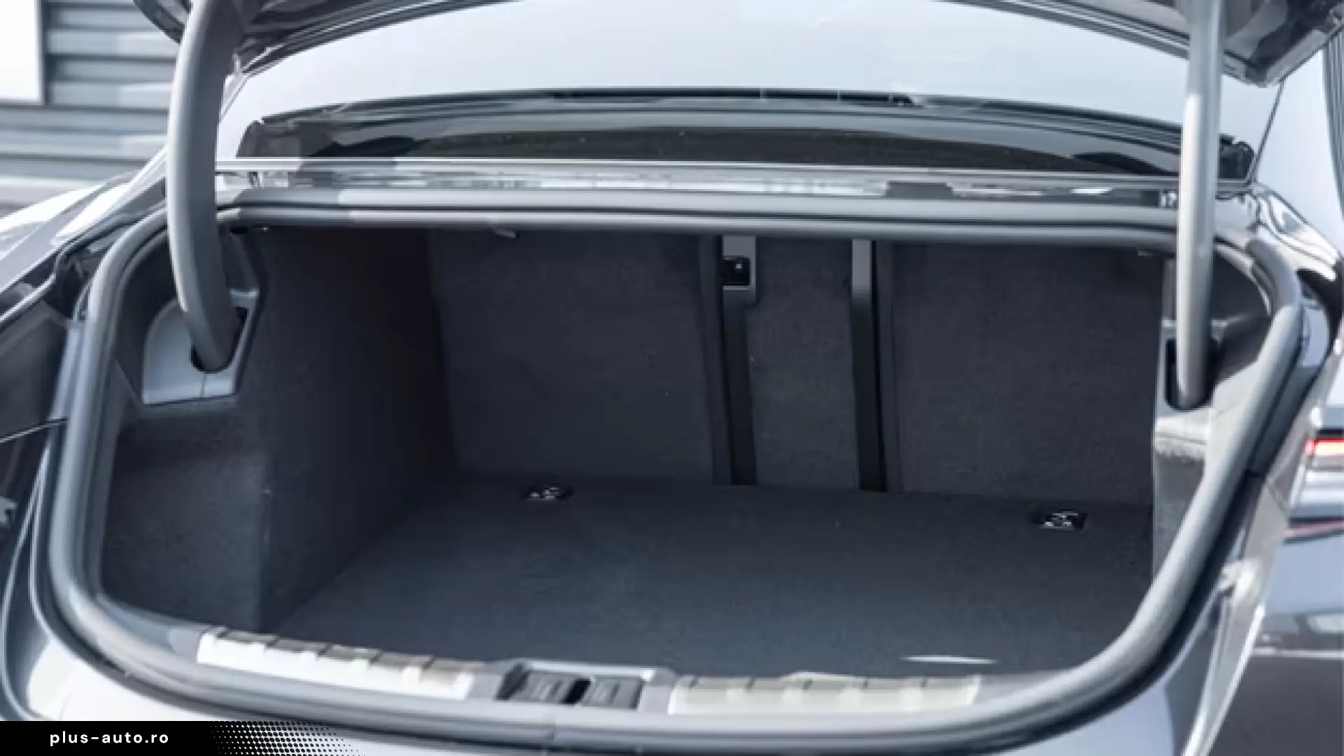 Porsche Taycan 4 Black Edition LED-Matrix Surround