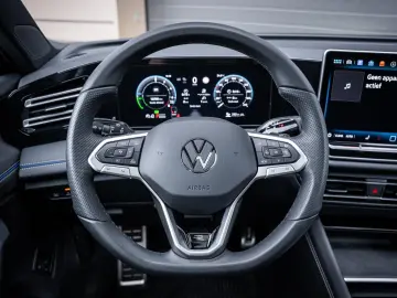 Volkswagen Tiguan - 1.5 eHybrid R-Line Edition