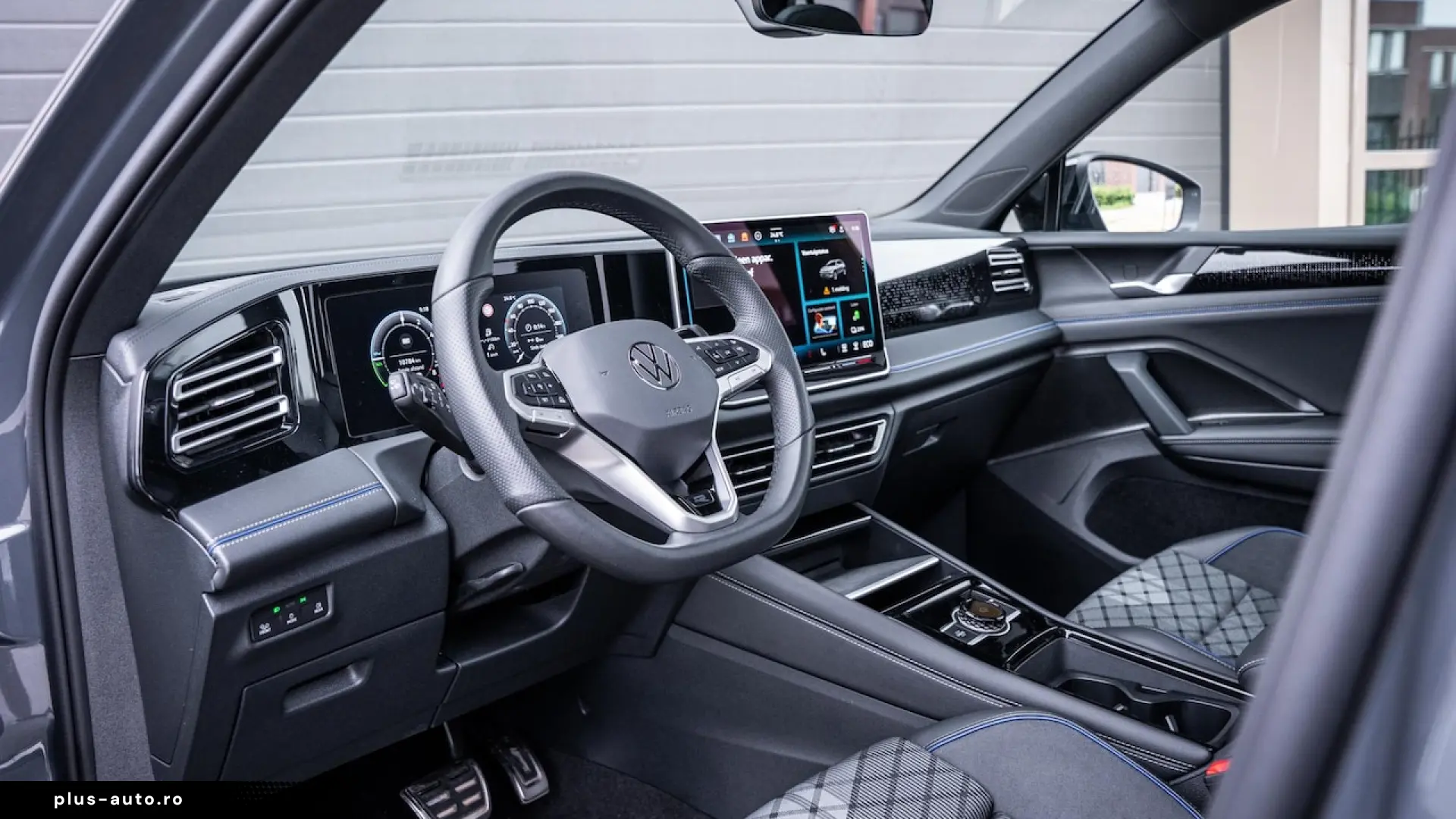 Volkswagen Tiguan - 1.5 eHybrid R-Line Edition