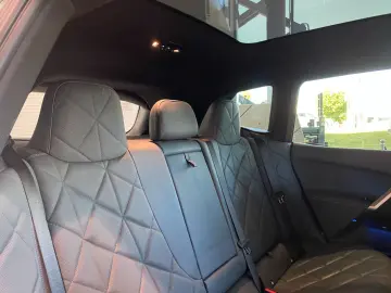 BMW iX 40 Sport Excellence Laser M-Sitz Sbel ACC 22