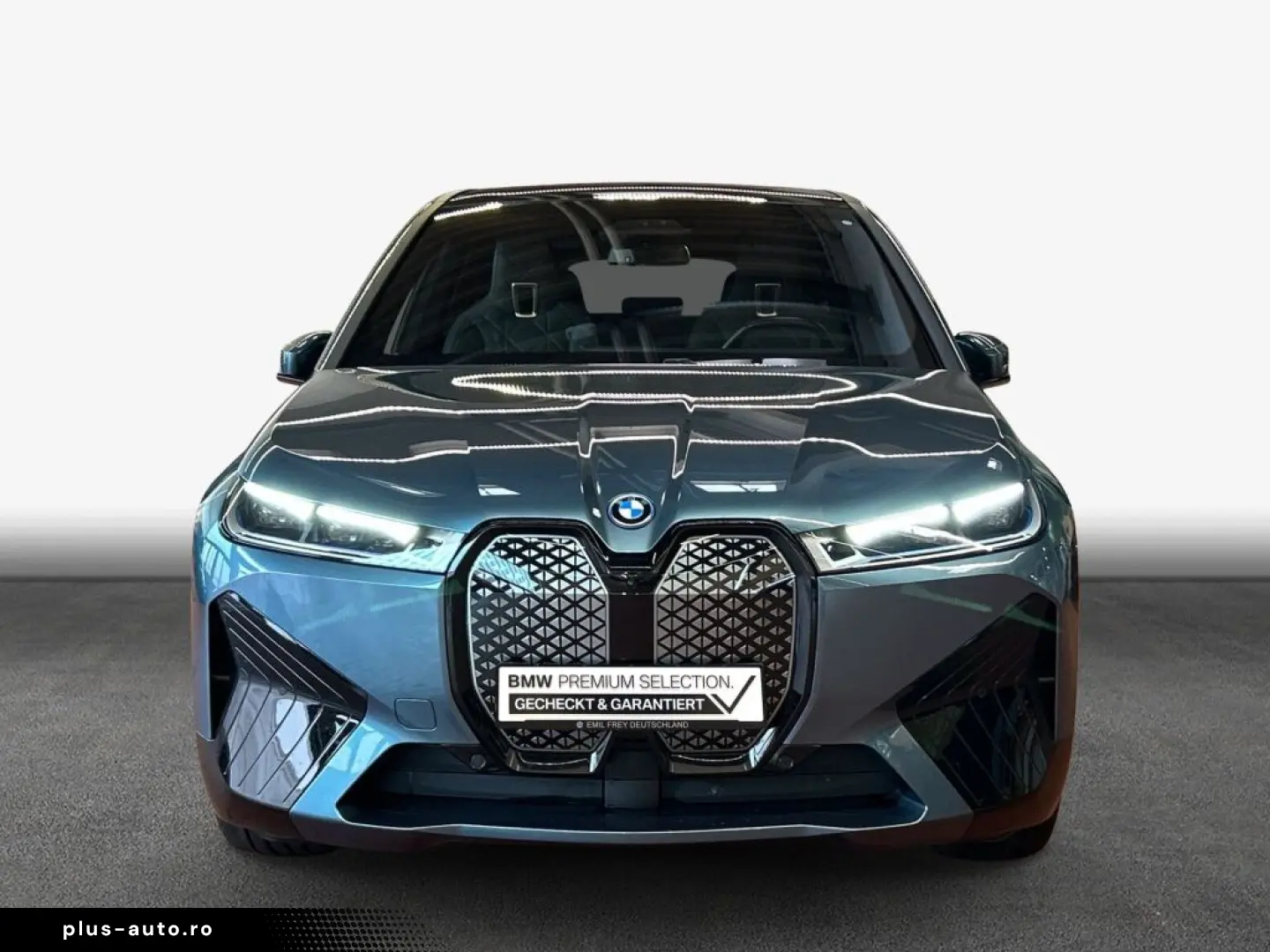 BMW iX xDrive40  AHK Pano H K