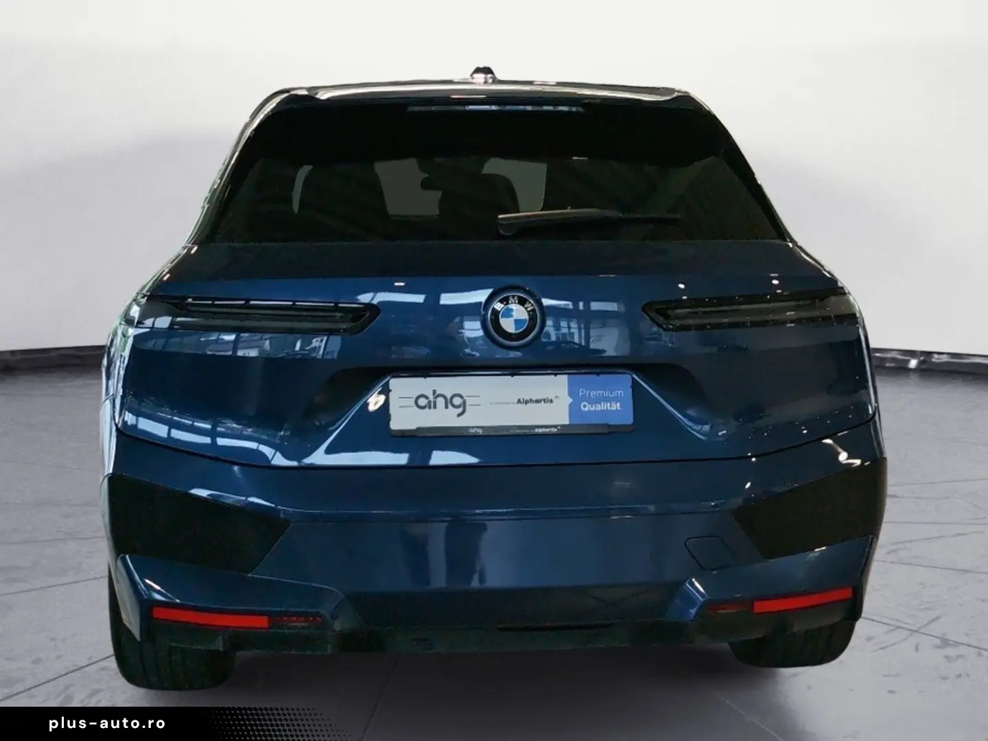 BMW iX xDrive40 AHK ACC Laserlicht