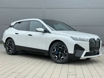 BMW iX 50 xDrive Sport Sitzbelüftung Pano 360  H K