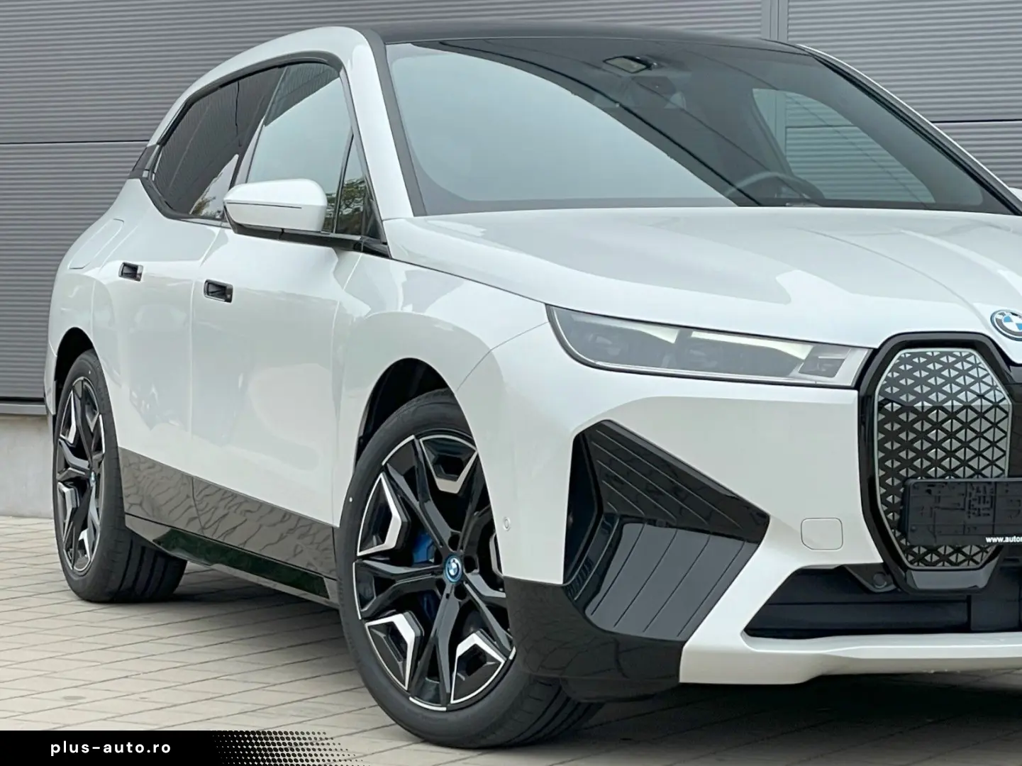 BMW iX 50 xDrive Sport Sitzbelüftung Pano 360  H K