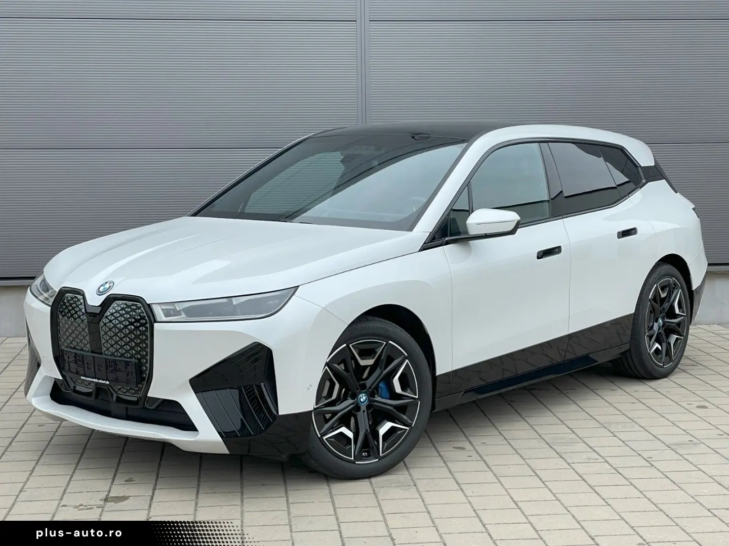 BMW iX 50 xDrive Sport Sitzbelüftung Pano 360  H K