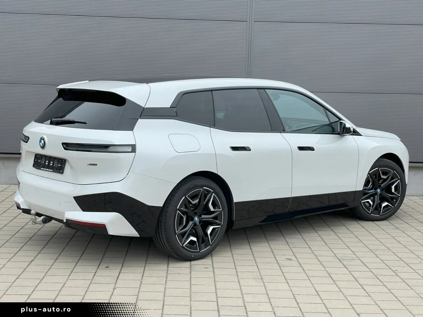 BMW iX 50 xDrive Sport Sitzbelüftung Pano 360  H K