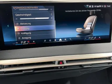 BMW iX 50 xDrive Sport Sitzbelüftung Pano 360  H K