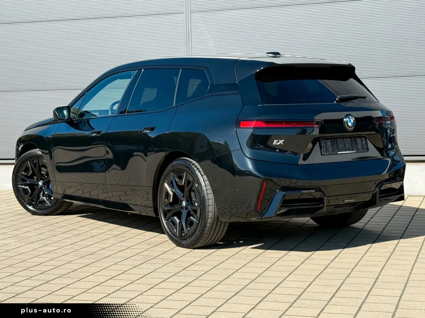 BMW iX 60 xDrive M Sport 2-AchsLuft AHK Autobahn
