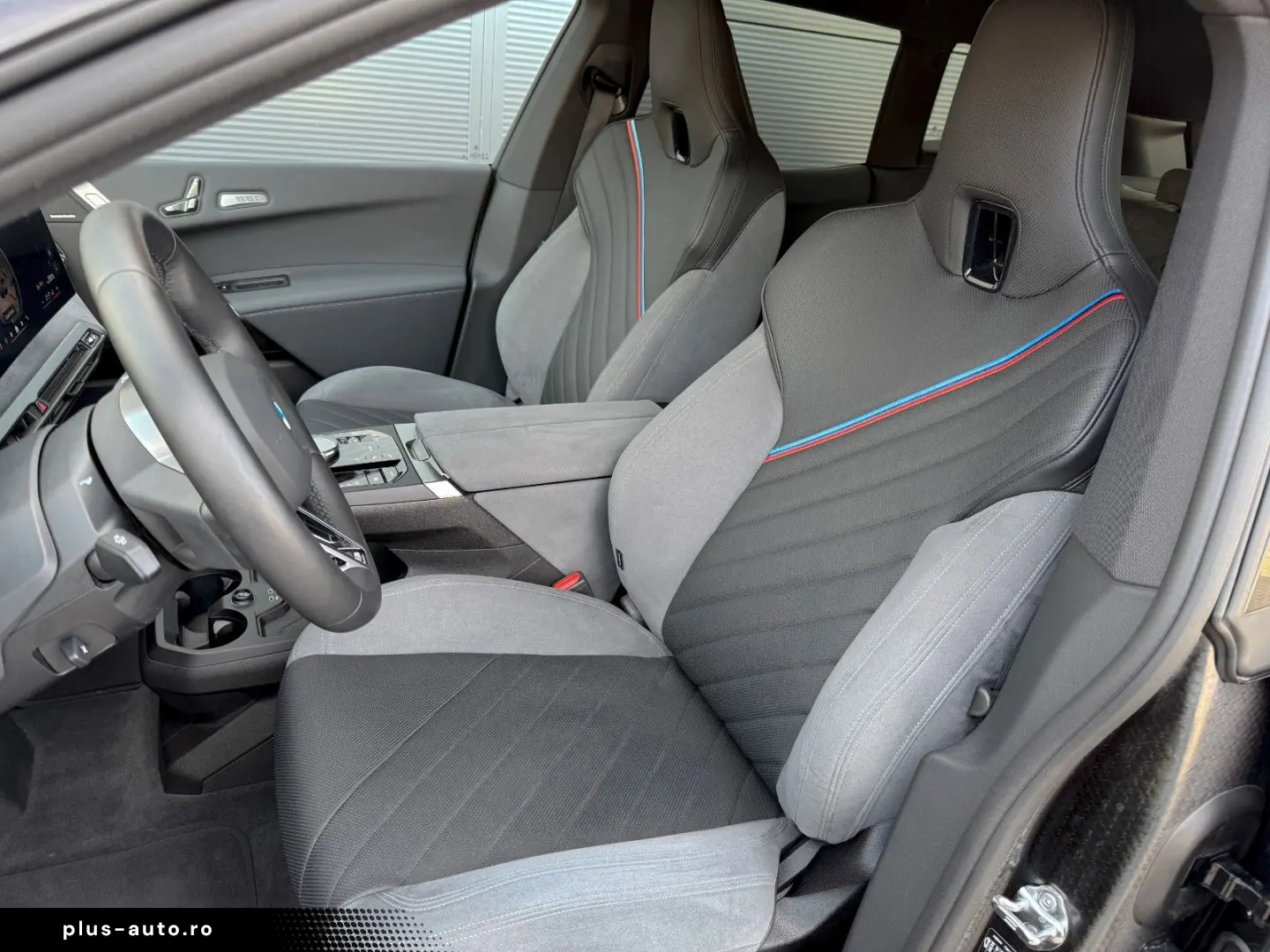 BMW iX 60 xDrive M Sport 2-AchsLuft AHK Autobahn