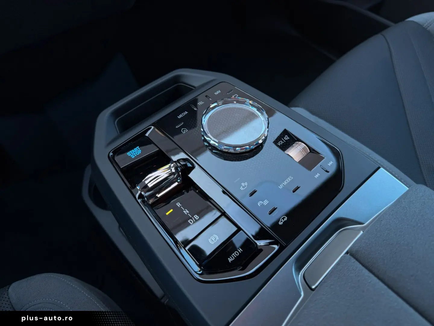 BMW iX 60 xDrive M Sport 2-AchsLuft AHK Autobahn