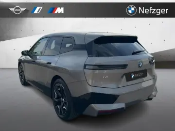 BMW iX xDrive50 Sportpaket HUD Sky Laser ACC AHK