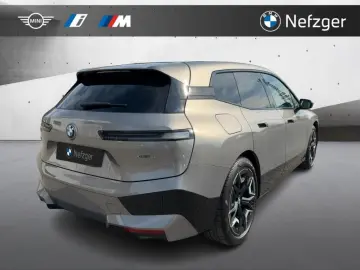 BMW iX xDrive50 Sportpaket HUD Sky Laser ACC AHK