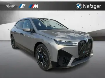 BMW iX xDrive50 Sportpaket HUD Sky Laser ACC AHK