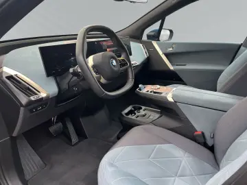 BMW iX xDrive50 HUD AHK Panoramadach Harman Kardon