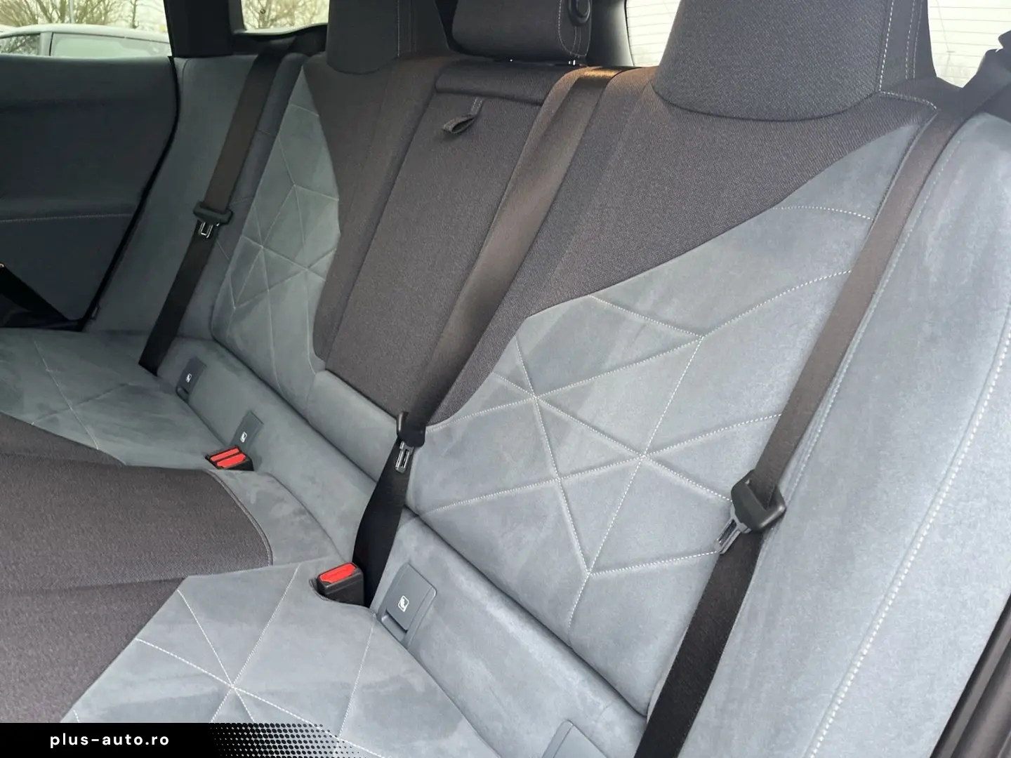 BMW iX xDrive50 HUD AHK Panoramadach Harman Kardon