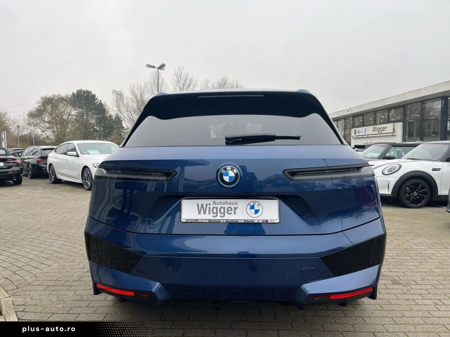 BMW iX xDrive50 HUD AHK Panoramadach Harman Kardon