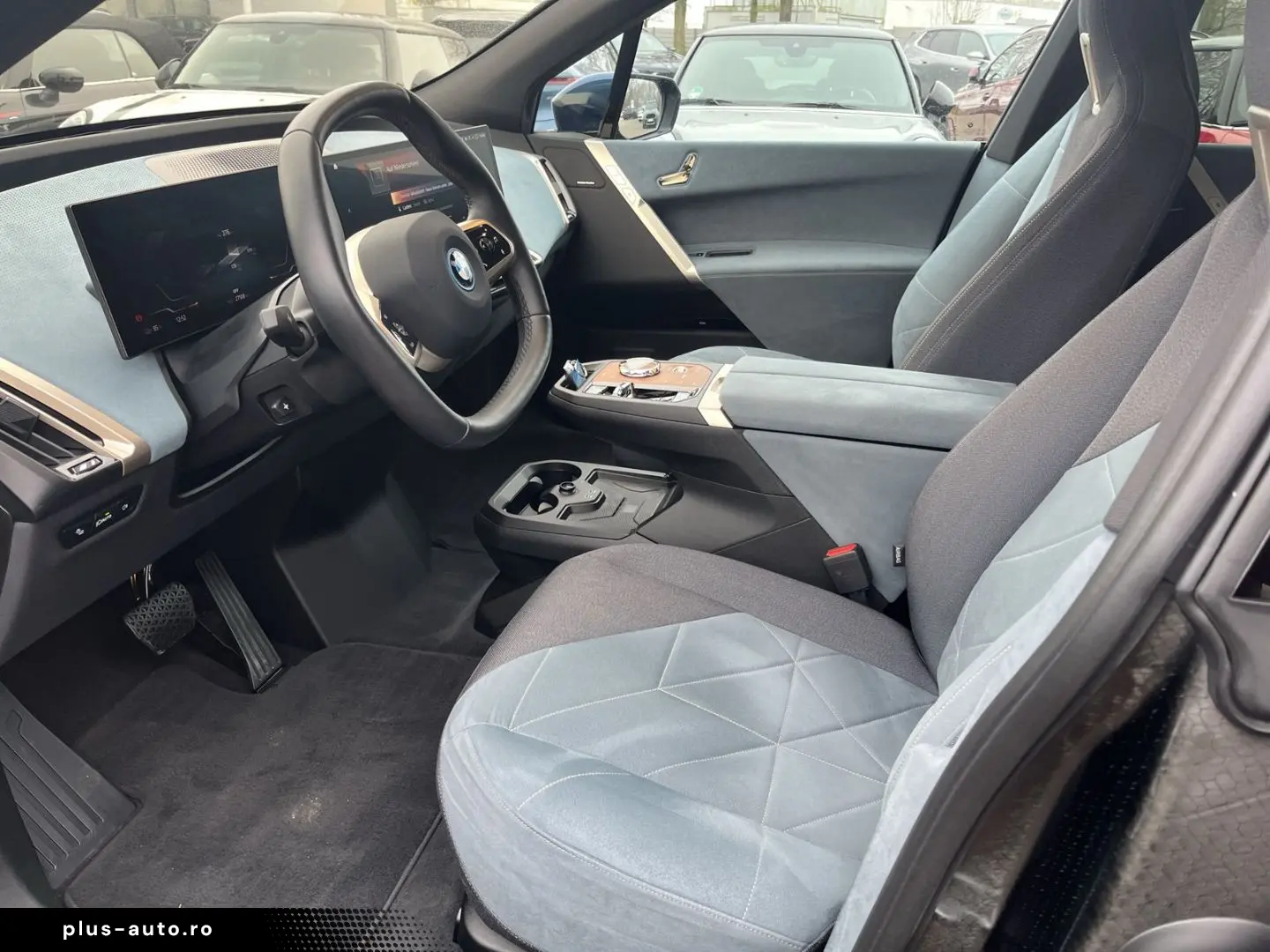 BMW iX xDrive50 HUD AHK Panoramadach Harman Kardon