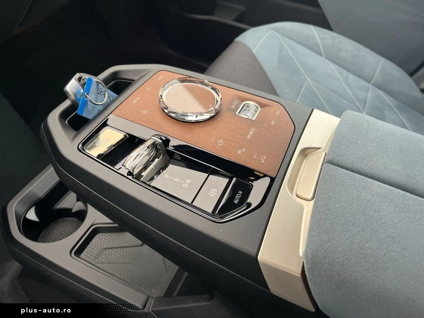 BMW iX xDrive50 HUD AHK Panoramadach Harman Kardon