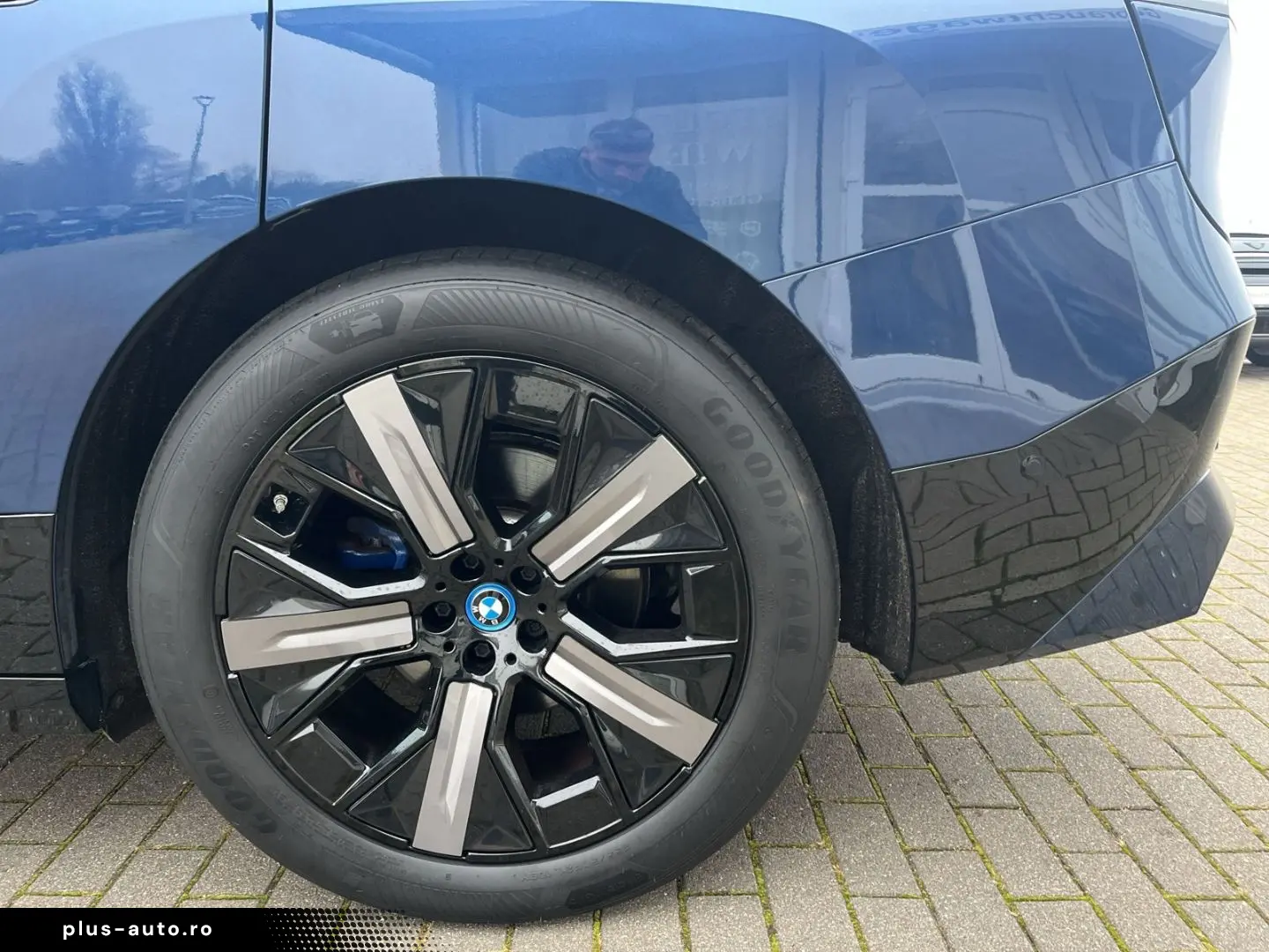 BMW iX xDrive50 HUD AHK Panoramadach Harman Kardon