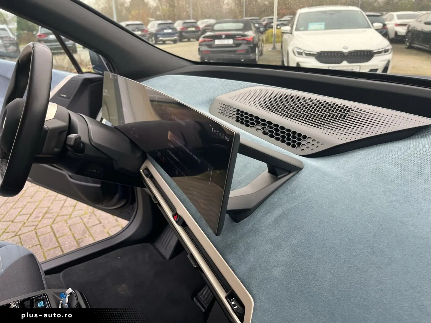 BMW iX xDrive50 HUD AHK Panoramadach Harman Kardon