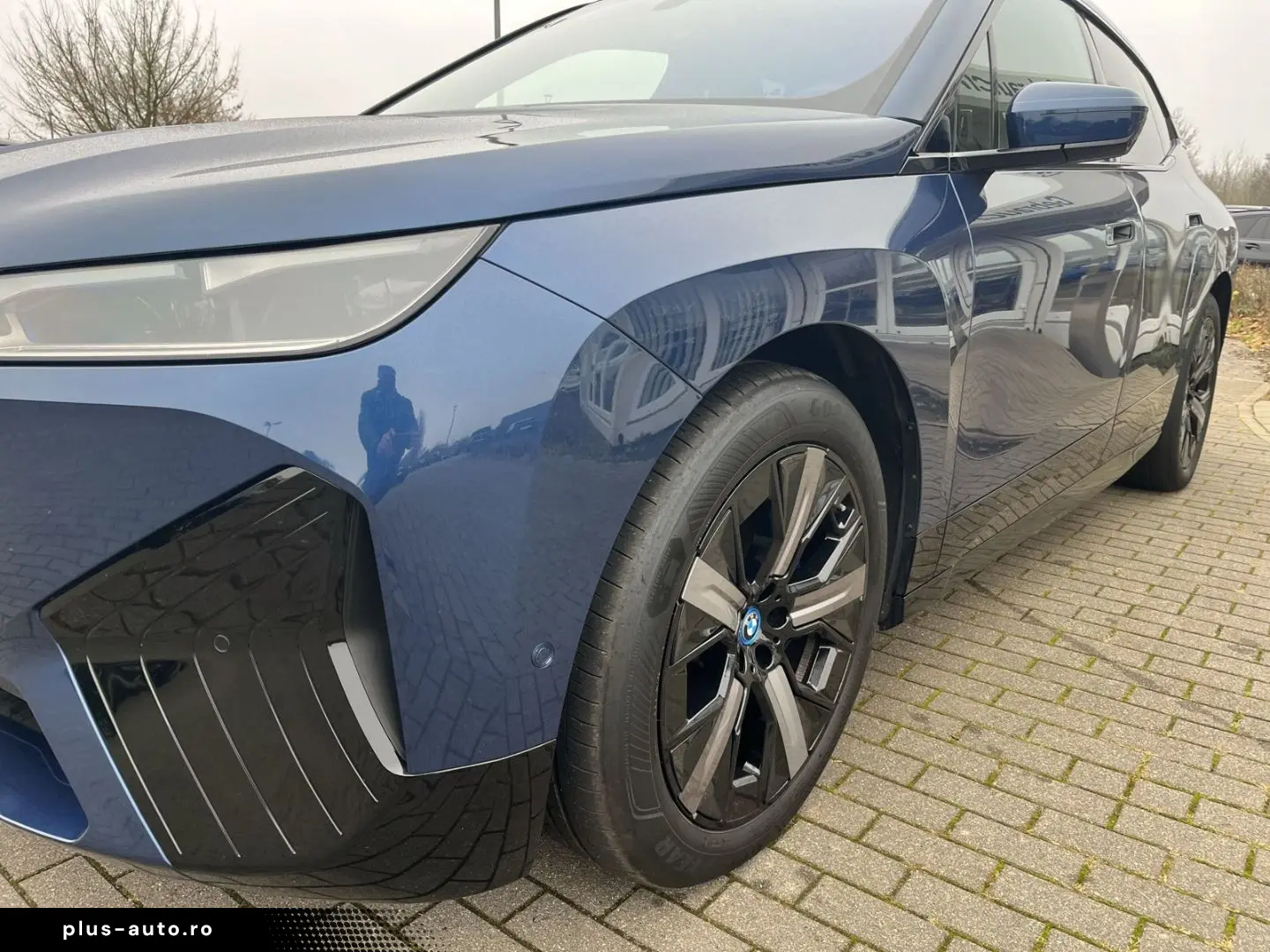 BMW iX xDrive50 HUD AHK Panoramadach Harman Kardon
