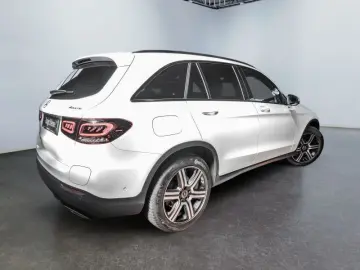 MERCEDES-BENZ GLC 300 de 4M Airmatic