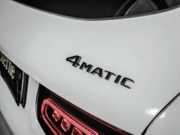 MERCEDES-BENZ GLC 300 de 4M Airmatic