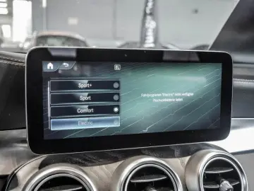 MERCEDES-BENZ GLC 300 de 4M Airmatic