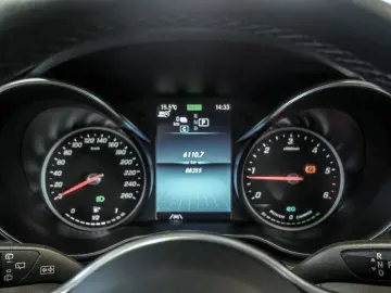 MERCEDES-BENZ GLC 300 de 4M Airmatic