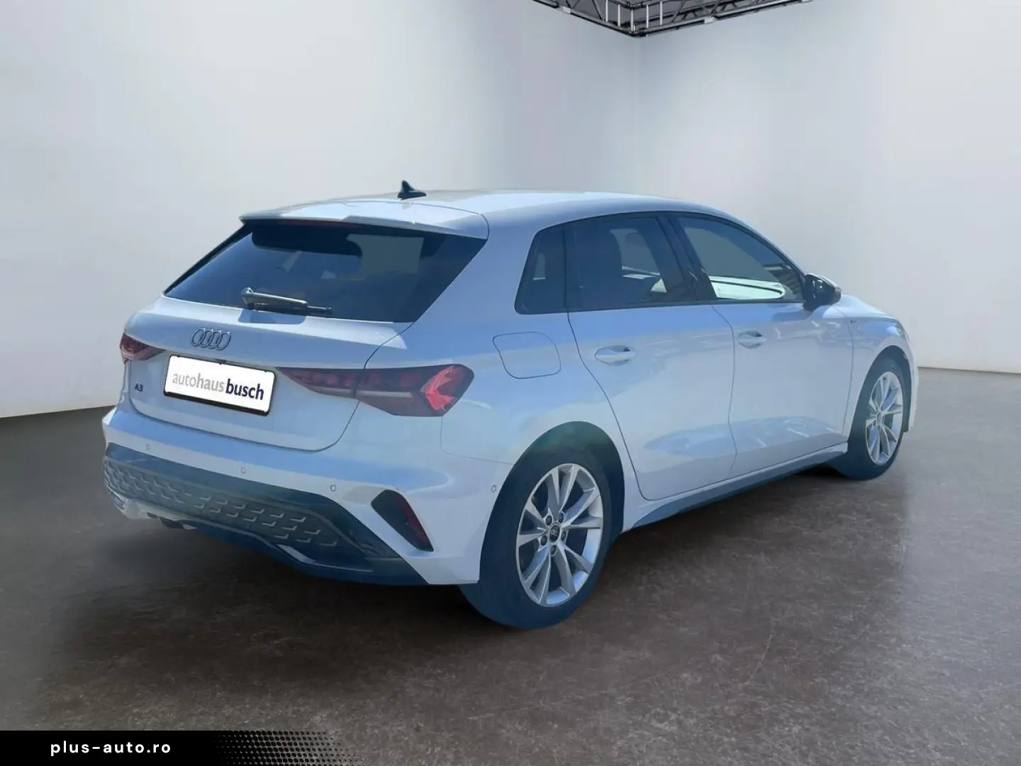 AUDI Sportback 30 TFSI Aut S-Line KAMERA LED ACC Navi