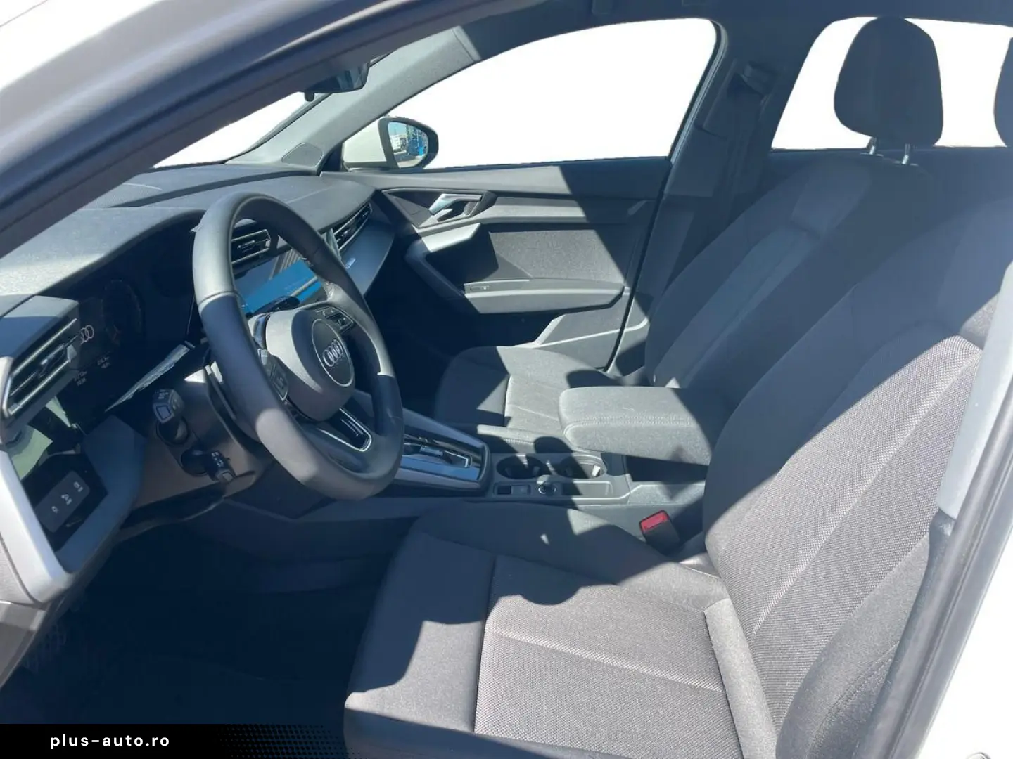 AUDI Sportback 30 TFSI Aut S-Line KAMERA LED ACC Navi