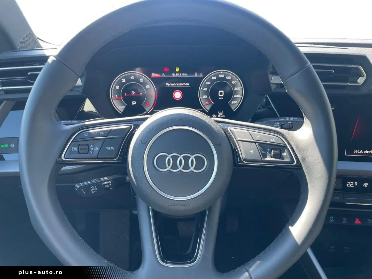 AUDI Sportback 30 TFSI Aut S-Line KAMERA LED ACC Navi