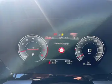 AUDI Sportback 30 TFSI Aut S-Line KAMERA LED ACC Navi
