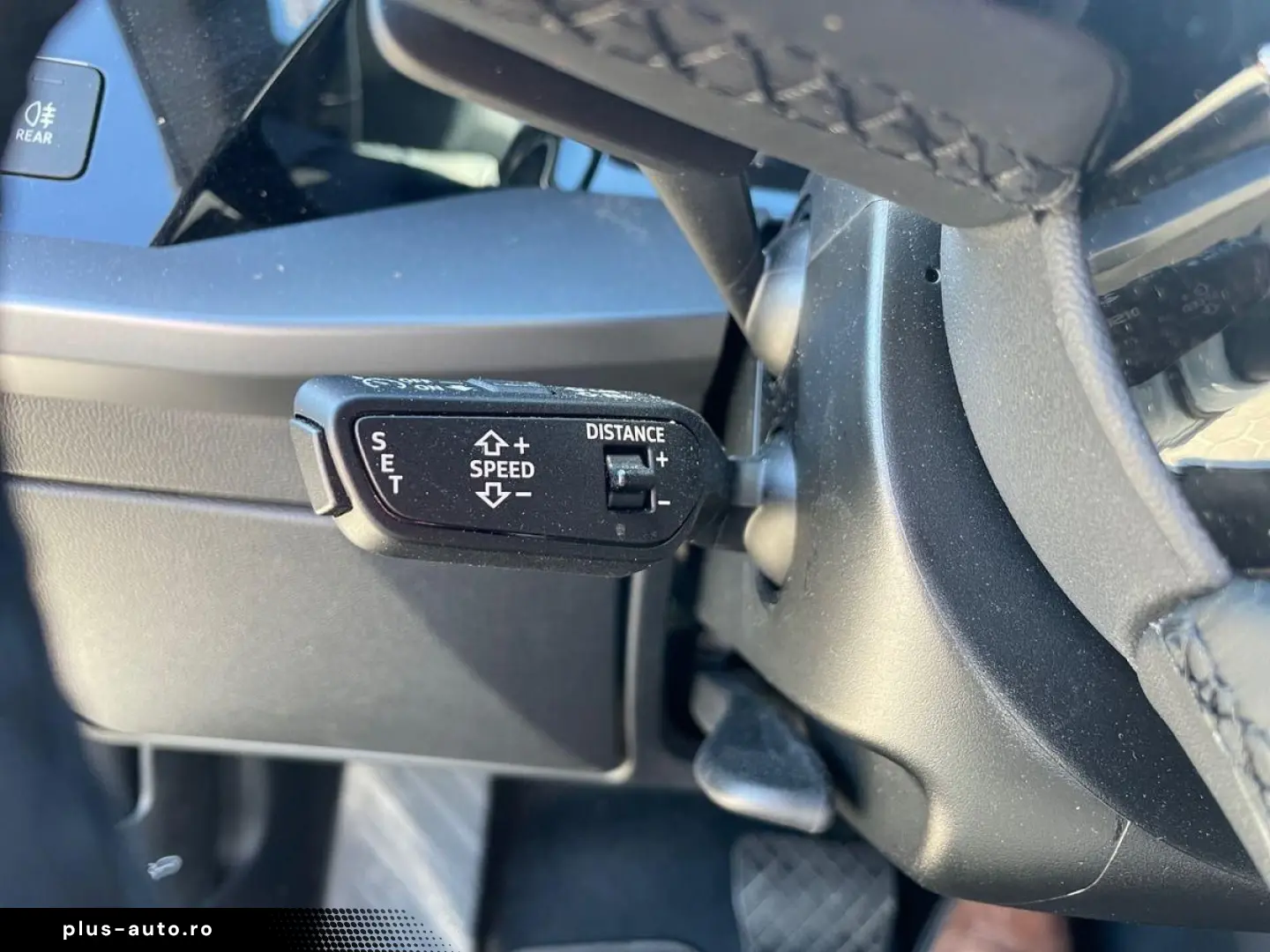 AUDI Sportback 30 TFSI Aut S-Line KAMERA LED ACC Navi