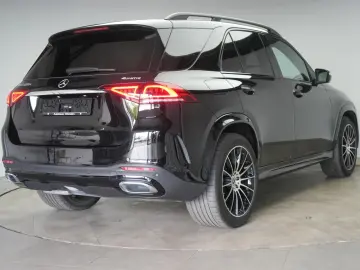 MERCEDES-BENZ GLE 300 d 4Matic  AMG Distronic Kam